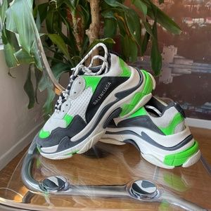 Women’s Balenciaga Triple S